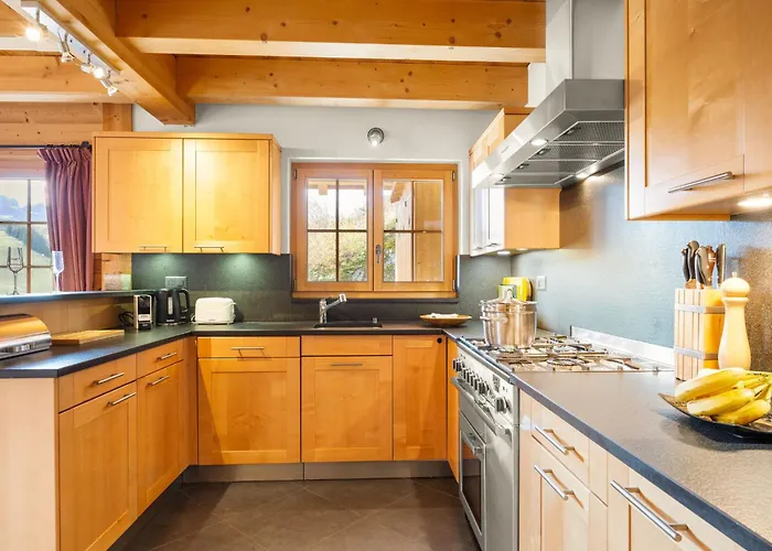 Godfrey By Interhome * 莱斯·克洛塞特斯