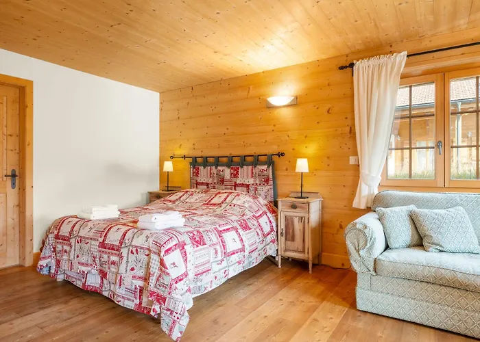 Godfrey By Interhome 木屋 莱斯·克洛塞特斯