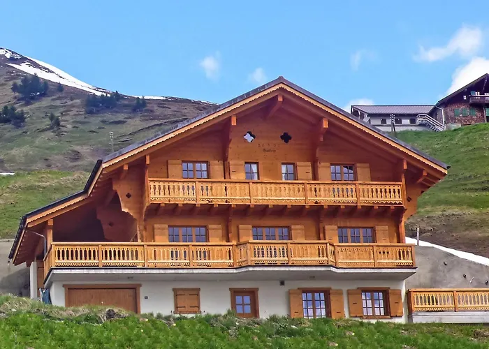 Godfrey By Interhome * 莱斯·克洛塞特斯