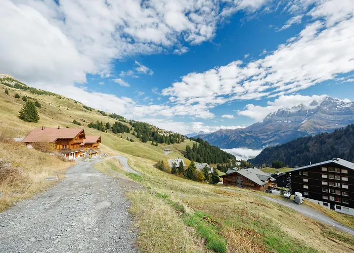 Godfrey By Interhome 莱斯·克洛塞特斯